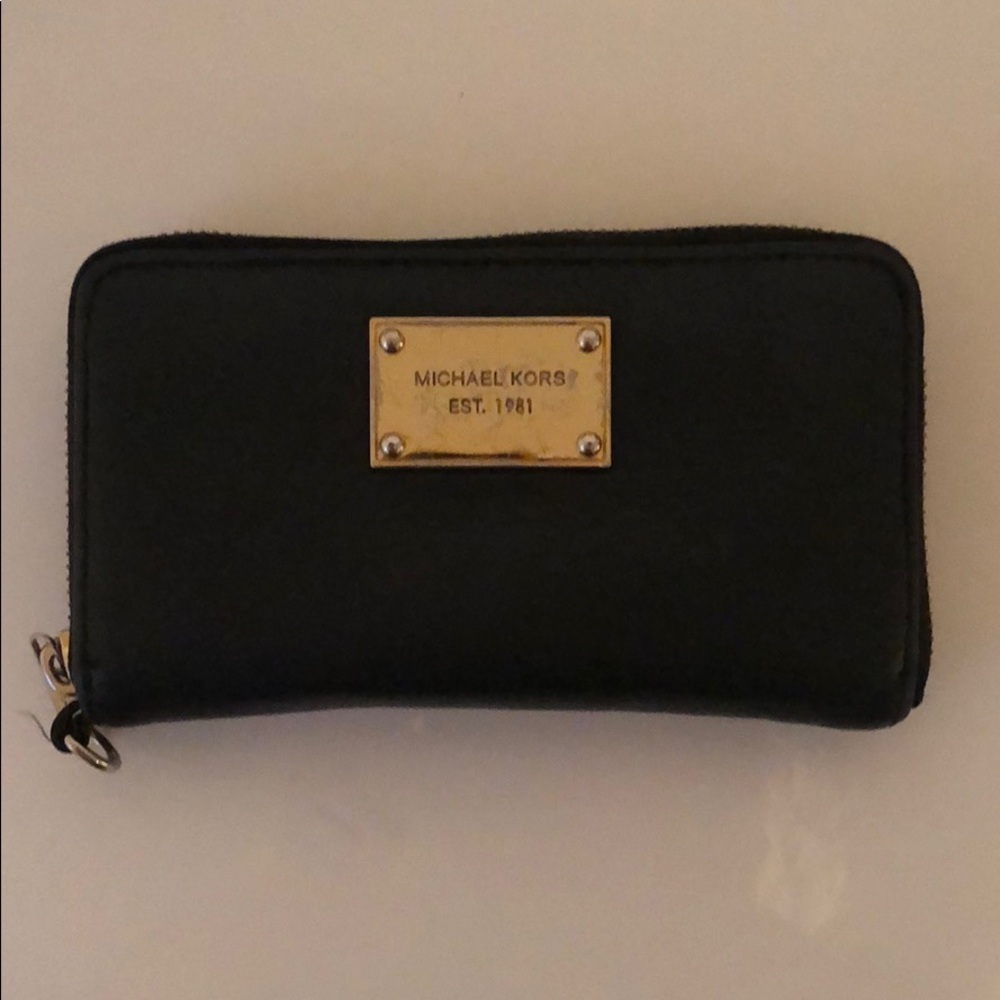 Michael Kors Black/Gold Long Wallet